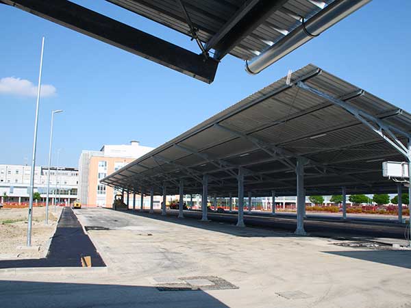 progettazione-pensiline-fotovoltaiche-per-file-parcheggio